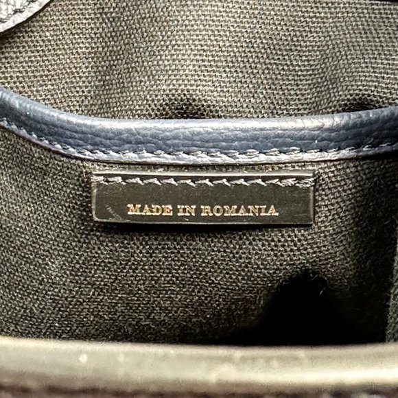 Burberry Small Leather Banner Cross Body Bag - Picture 8 of 11